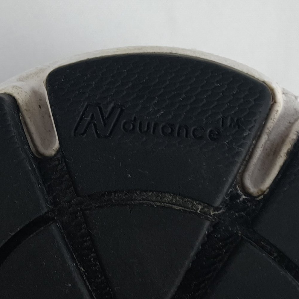 New Balance Men's Running Sneakers. - Picture 7 of 9